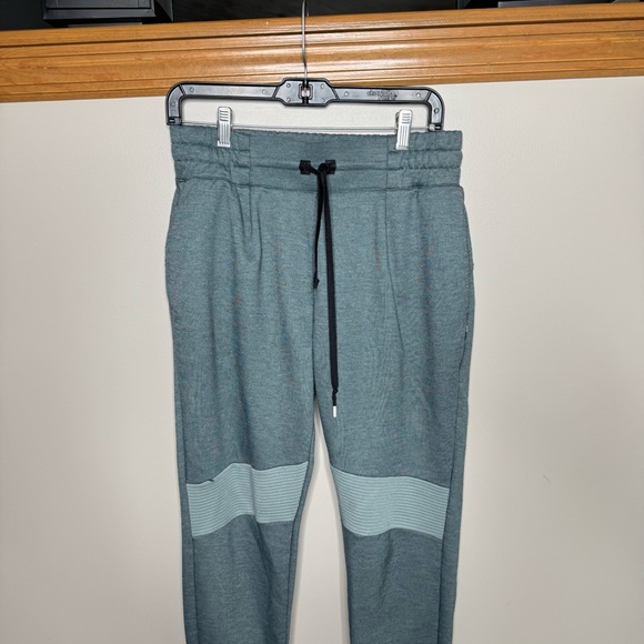 On Cloud blue green active sweatpants small - Picture 2 of 10
